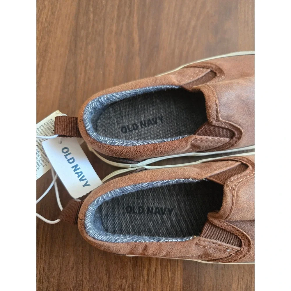 Old Navy Boys Cognac Brown Textured Faux Leather Slip On Sneakers Size 7C NWT
